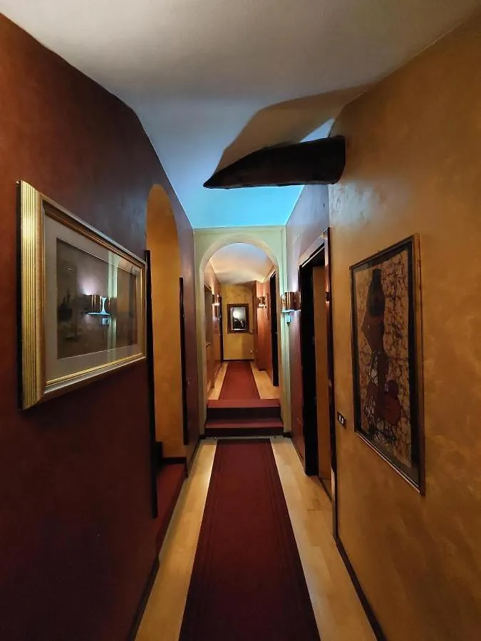 Bed & Breakfast Villa Adriana Varese - Camere E Appartamenti
