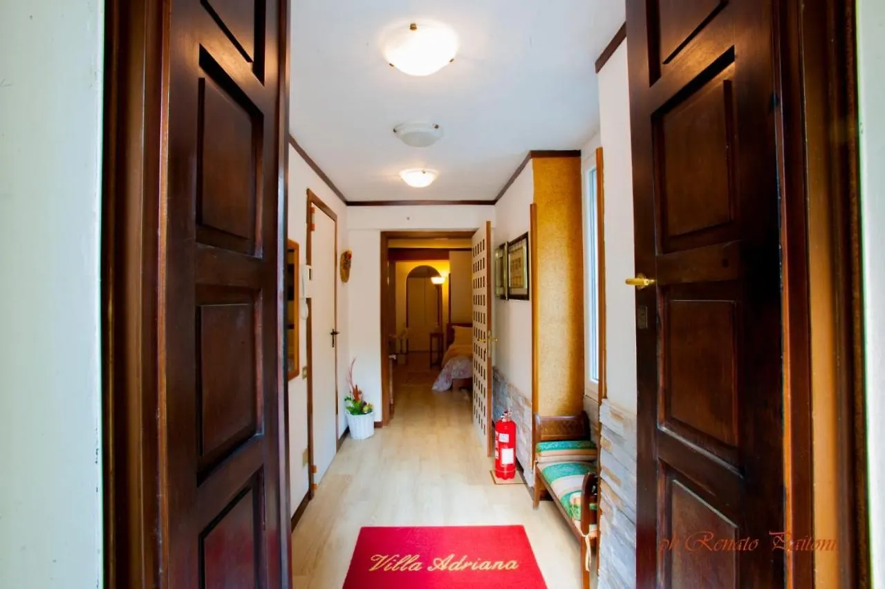 Villa Adriana Varese - Camere E Appartamenti Bed & Breakfast