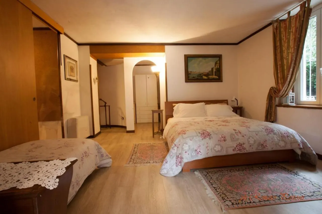 Bed & Breakfast Villa Adriana Varese - Camere E Appartamenti Italy